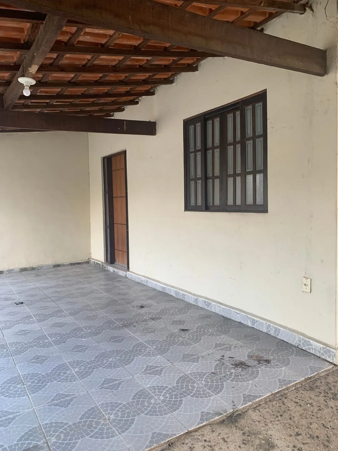 Imagem Casa à venda e locação 2 Quartos, 1 Suite, 4 Vagas, 8473.76M², Vila São Benedito, Pindamonhangaba - SP