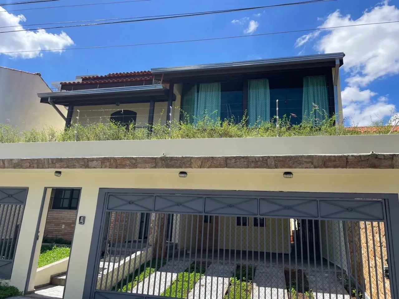 Imagem Casa para locação em Sorocaba-SP, Jardim Pagliato: 4 quartos, 2 suítes, 3 salas, 5 banheiros, 4 vagas, 460m²!