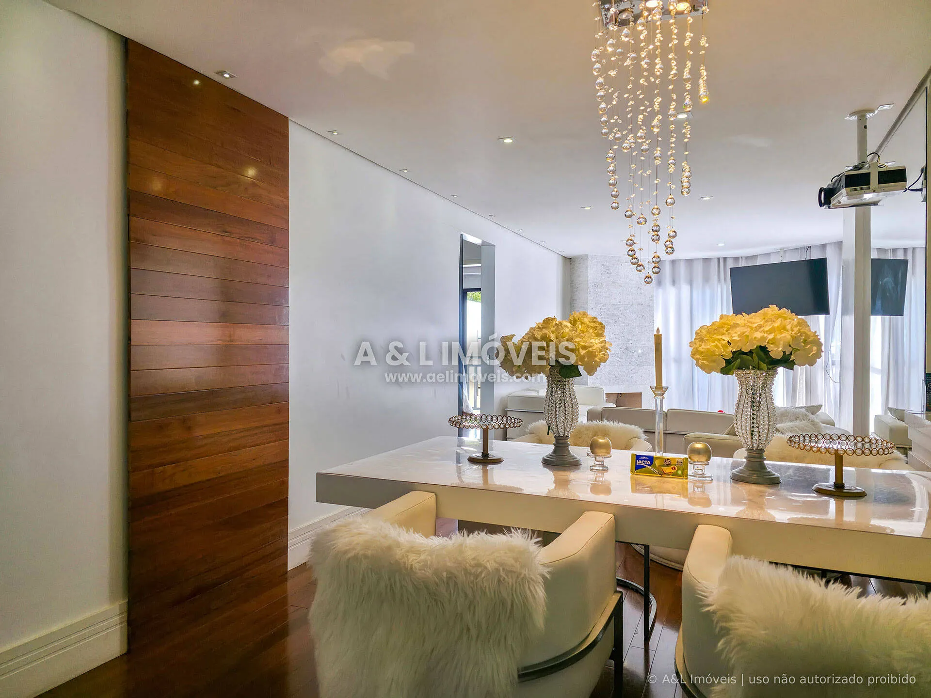 Foto do imóvel Apartamento mobiliado no Ville de Vie com 3 dormitórios e 2 vagas em Avenida Doutor Emilio Ribas