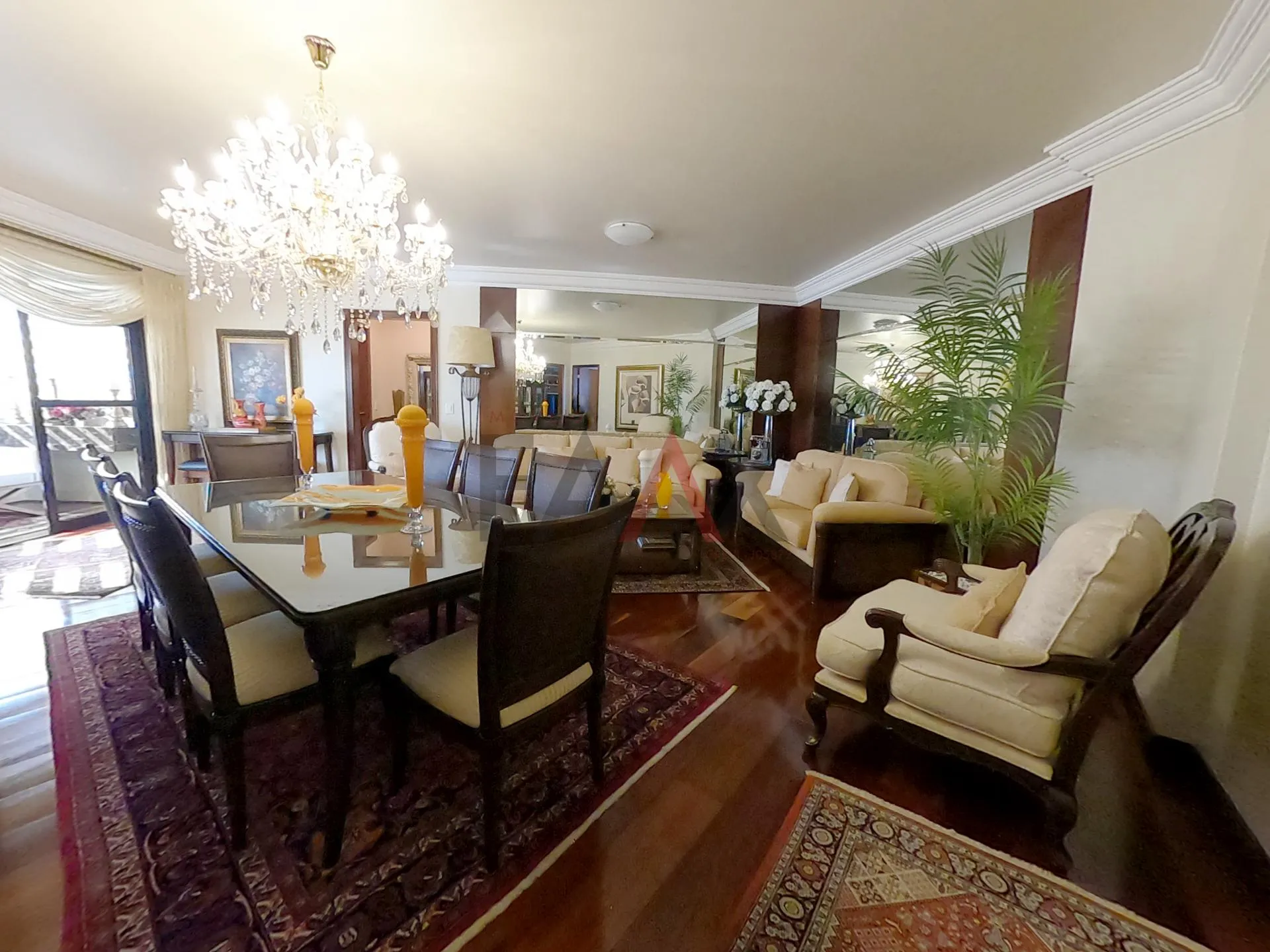 Imagem Apartamento à venda no Edifício Bourbon em frente ao Teatro Municipal no centro