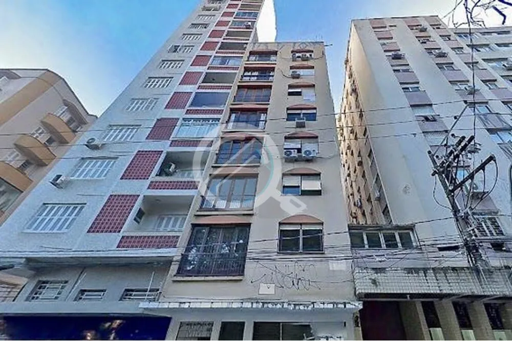 Imagem Apartamento de 42m² de área privativa, reformado, fundos, silencioso, possui 1 dormitório, amplo ...