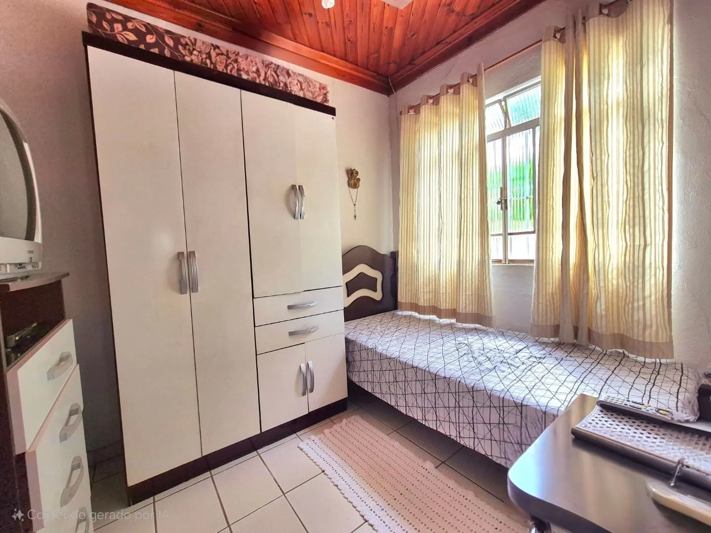Imagem Casa Térrea na Região Central de Roseira com Espaço Comercial, Quintal Amplo, Piscina e Churrasqueira à Venda