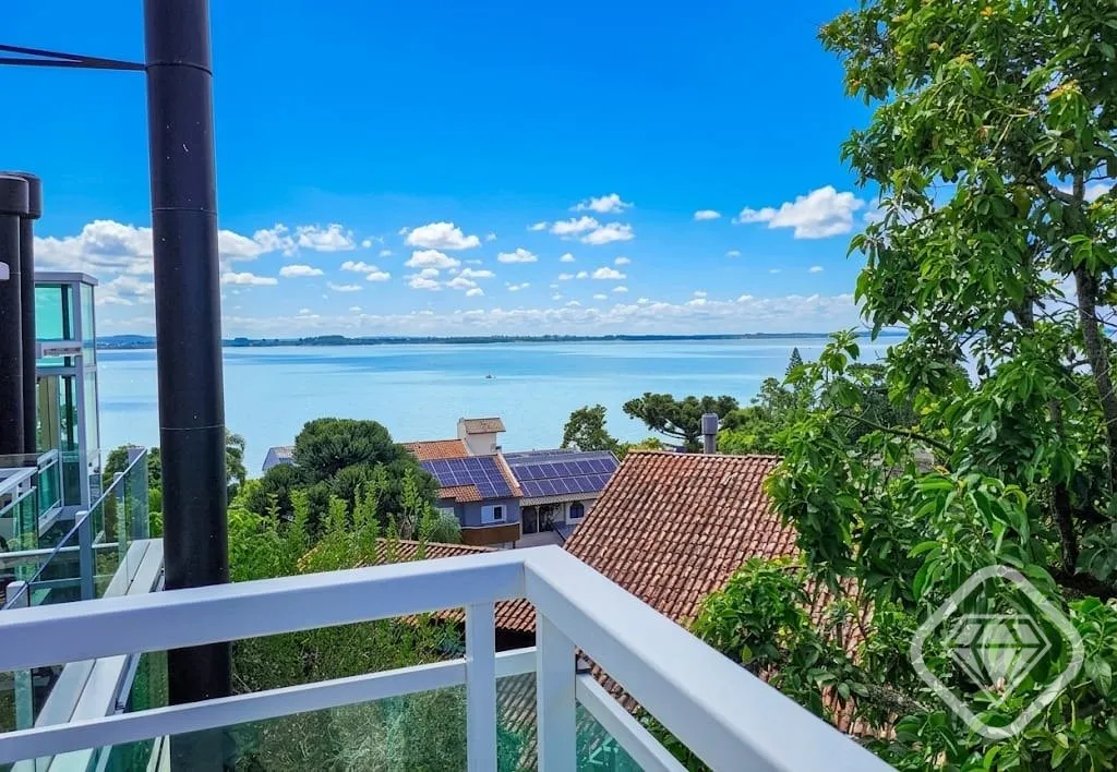 Foto do imóvel ALGUMAS VISTAS NÃO PRECISAM DE FILTRO. Casa em condomínio na Vila Assunção, com vista para o Gu... em José Assunção