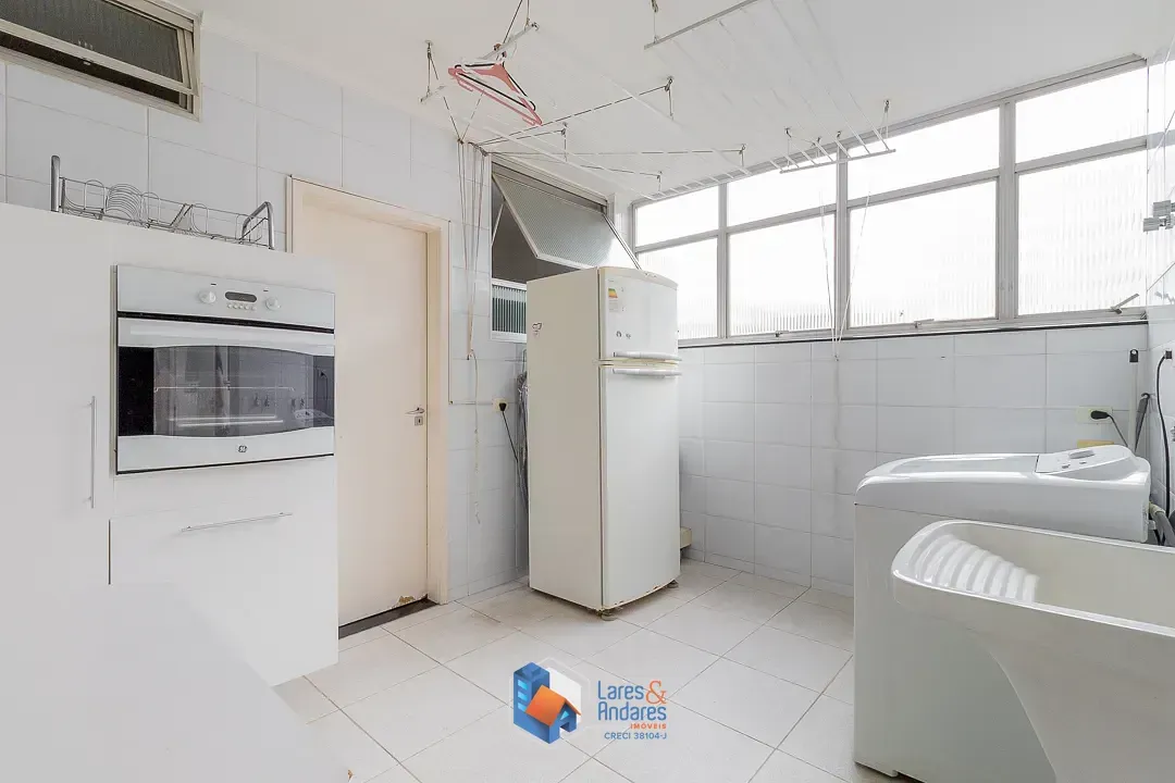 Imagem Apartamento para venda em Santa Cecília com 3 quartos, sendo 1 suíte, 272m²