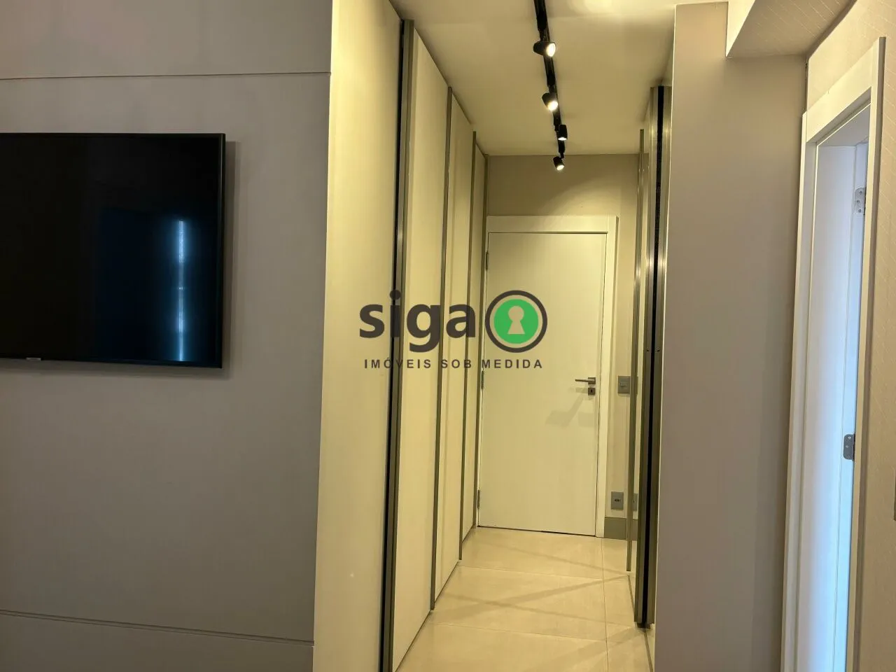 Imagem Apartamento à Venda no Brooklin ? 189m², 3 Quartos, 3 Vagas e Lazer Completo