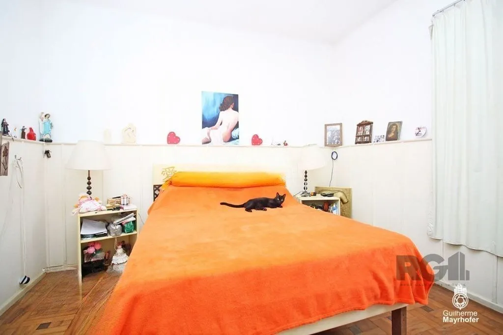 Imagem Casa de 3 dormitórios no bairro Partenon