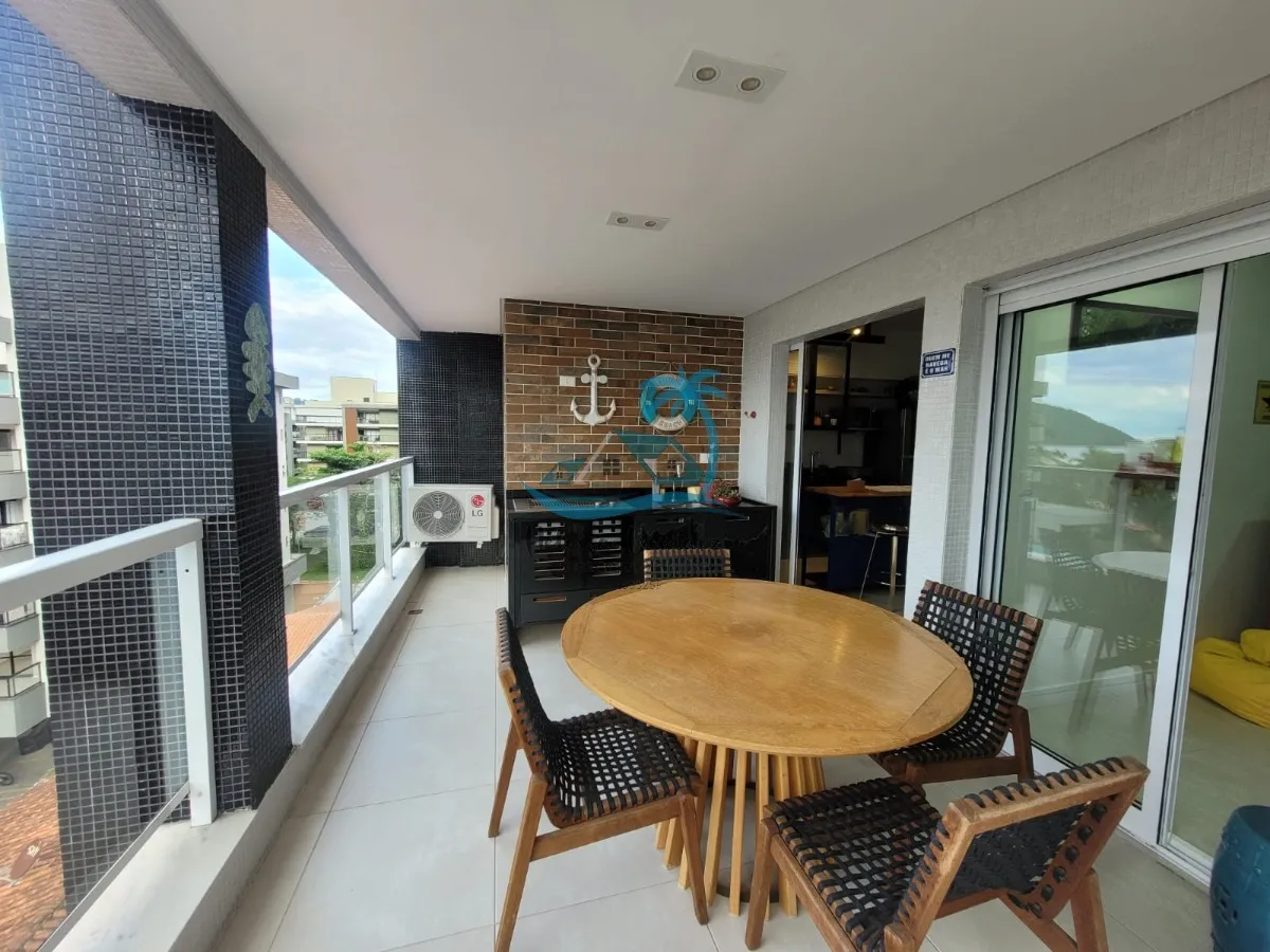 Imagem Maravilhoso apartamento com belíssima vista para o mar, disponível para venda no Itaguá em Ubatuba, a 250 metros do mar.