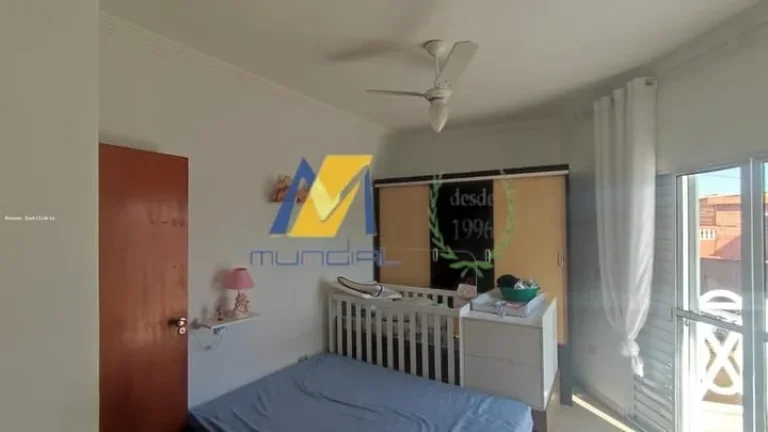 Imagem Sobrado à Venda com 160m², 3 suítes e 2 vagas!!!