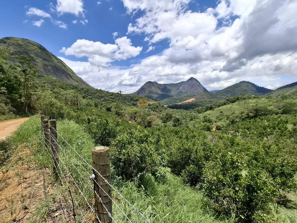 Imagem Sítio para Venda em Teresópolis / RJ no bairro Santa Rita