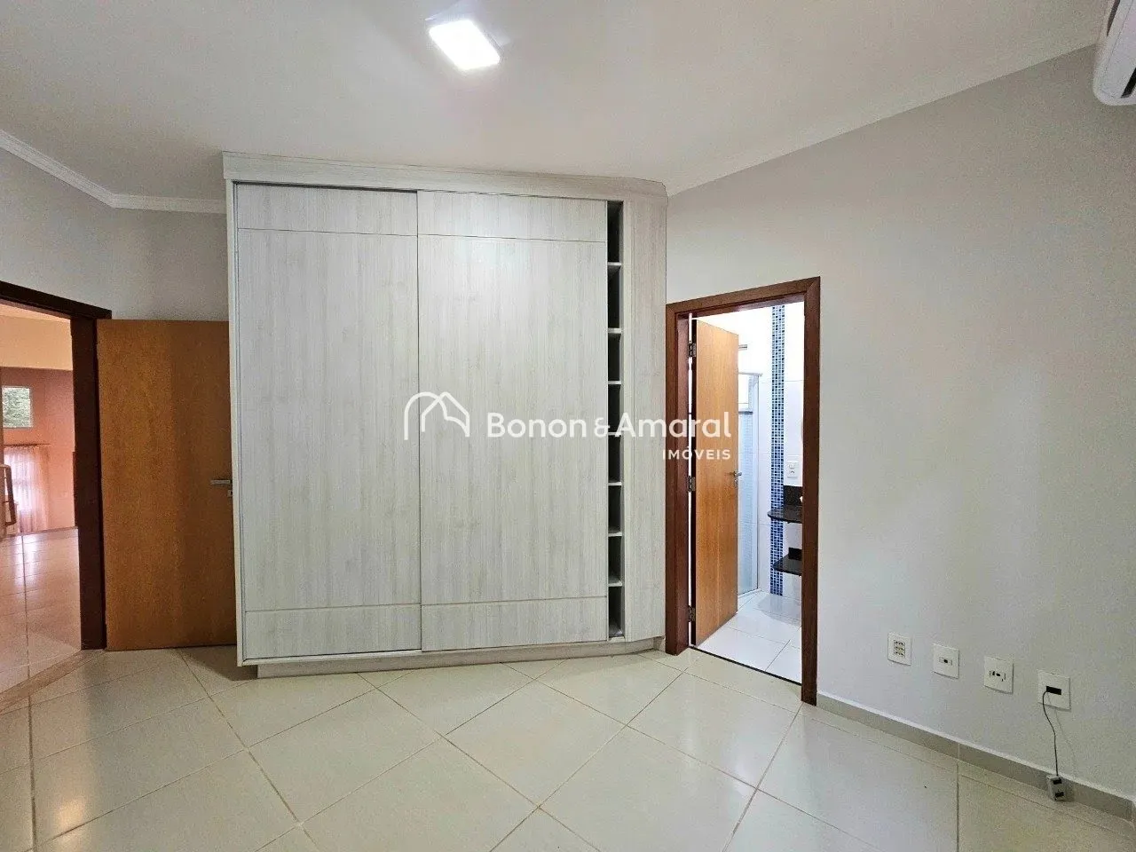 Imagem Casa pra locação no Condomínio Jacarandás Paulínia SP