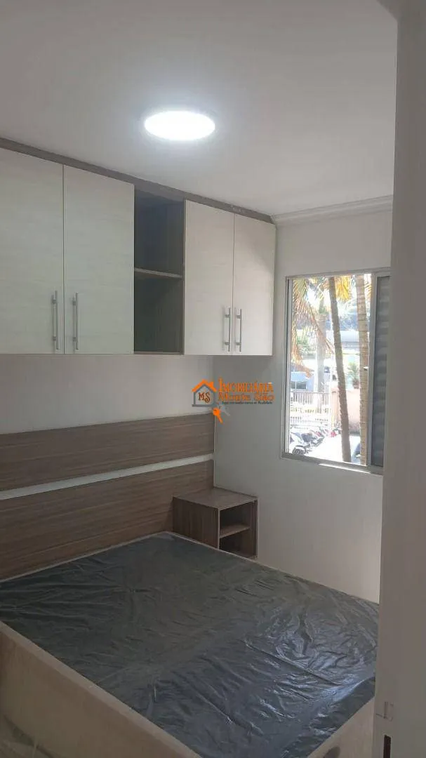 Imagem Apartamento com 2 dormitórios à venda, 42 m² por R$ 250.000,00 - Água Chata - Guarulhos/SP