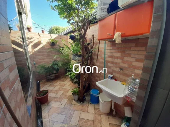 Imagem Sobrado à venda, 267 m² por R$ 870.000,00 - Residencial Licardino Ney - Goiânia/GO