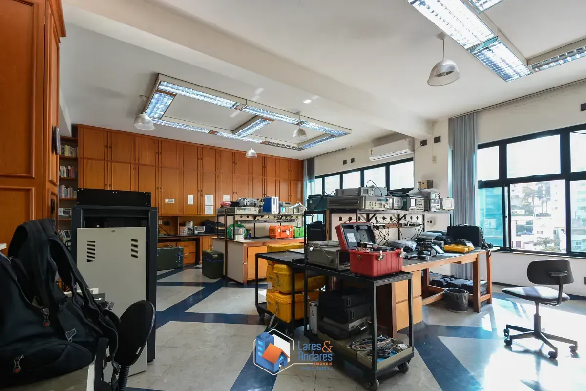 Imagem Casa comercial para venda em Paraíso, 750m²