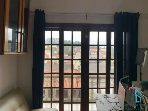 Imagem Casa a venda preço abaixo de mercado, 04 quartos c/suíte, no São Lourenço em Curitiba PR