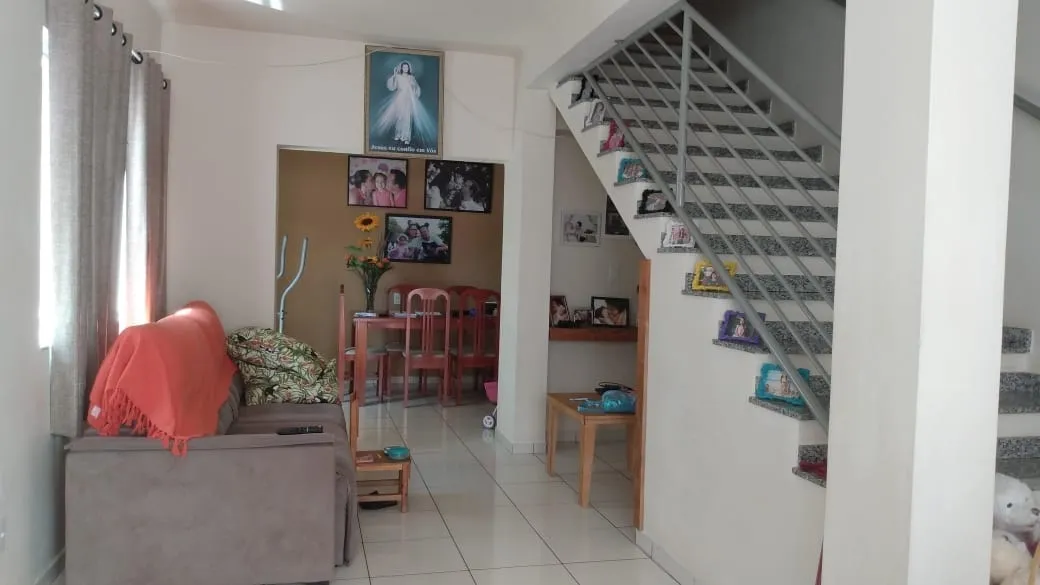 Imagem Casa à venda 2 Quartos, 2 Suites, 3 Vagas, 289M², Parque das Árvores, Guaratinguetá - SP