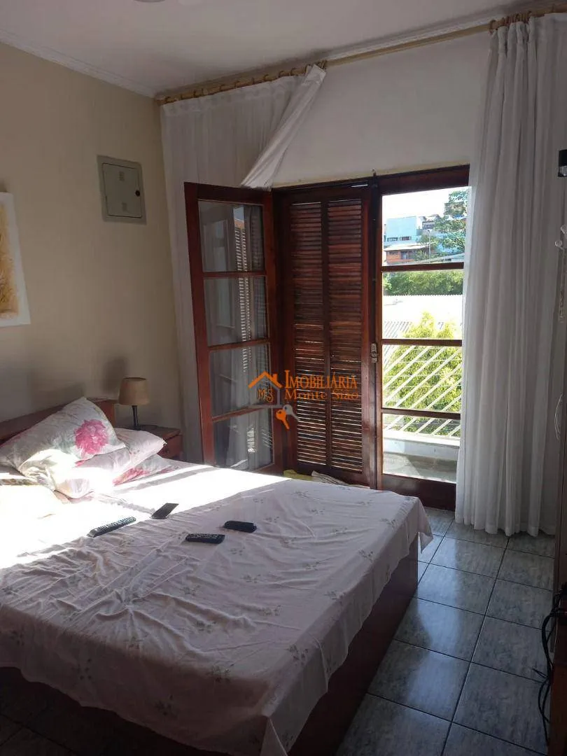 Imagem Sobrado com 3 dormitórios à venda, 191 m² por R$ 630.000,00 - Jardim Bela Vista - Guarulhos/SP