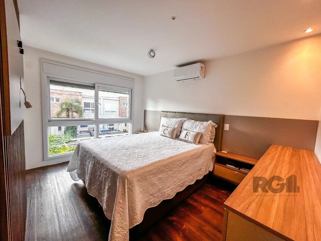 Imagem Casa Condominio a Venda - 196.38m², 4 dormitórios, 2 suites, 2 vagas Vila Nova