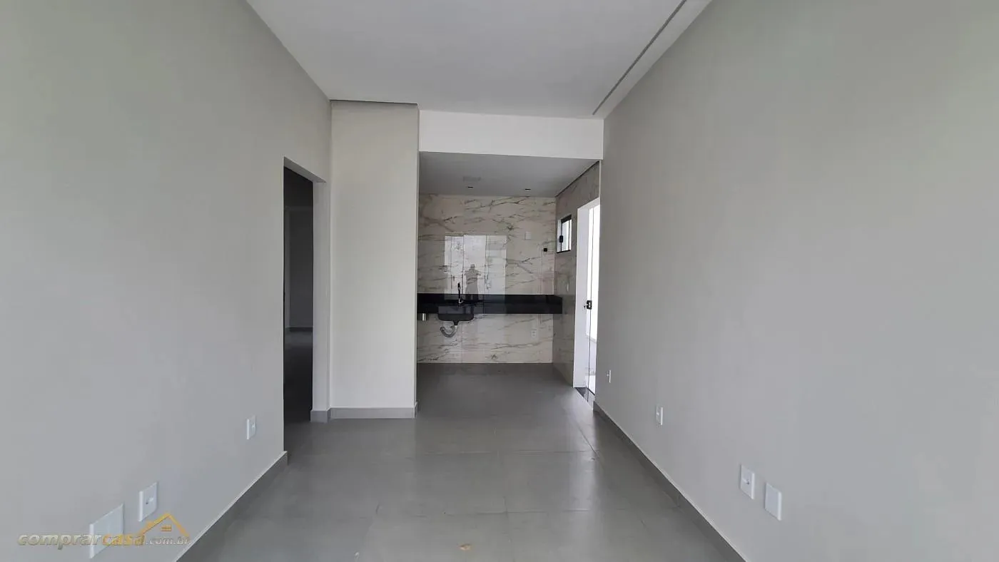 Imagem Casa para Venda em Cabo Frio / RJ no bairro Vila do Peró