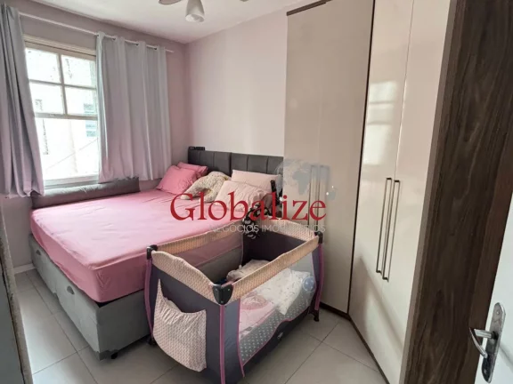 Imagem Apartamento à venda com 69m², 2 quartos, vaga demarcada por R$369.000,00 no Marapé em Santos