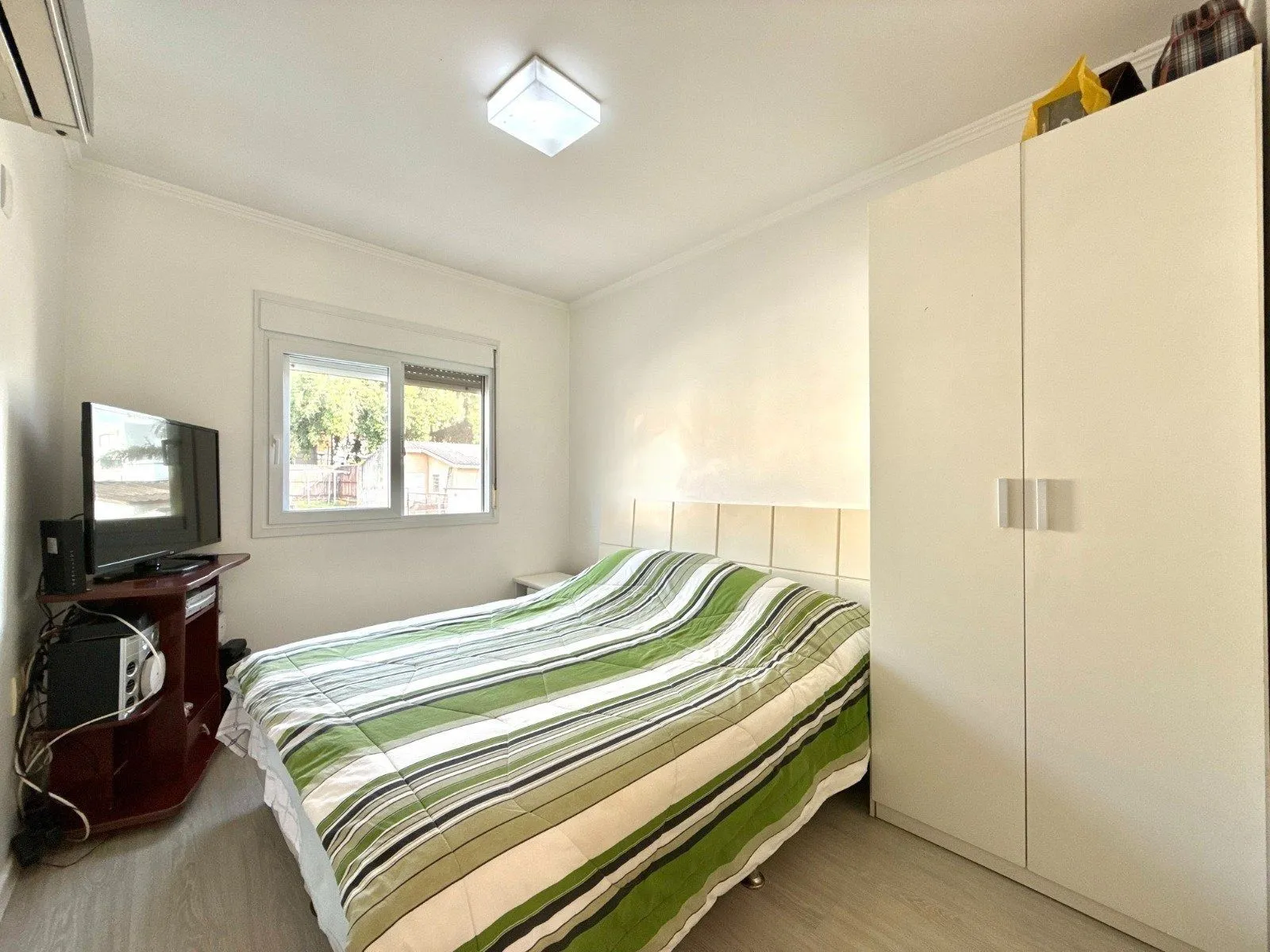 Imagem Casa com 3 Suítes e 3 Vagas no Bairro Vila Ipiranga