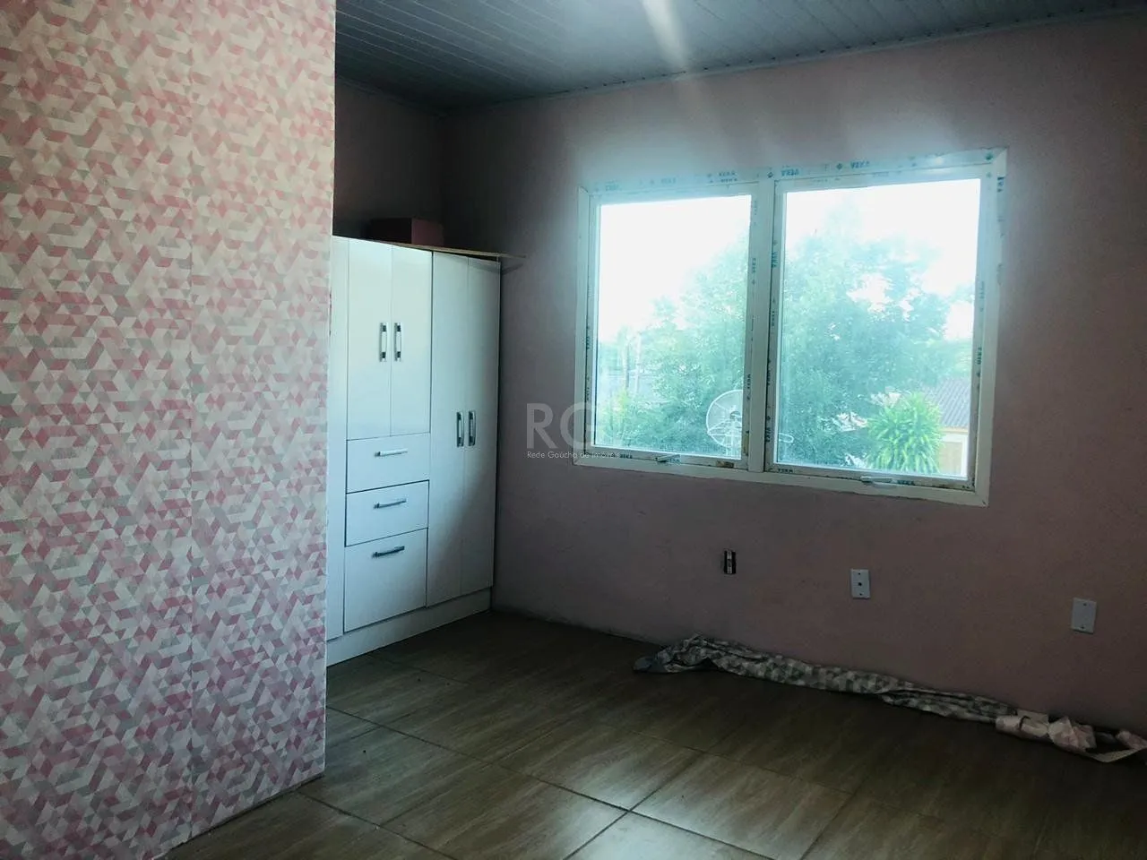 Imagem Casa para Venda - 144.14m², 4 dormitórios, sendo 1 suites, 1 vaga - Mato Grande, Canoas