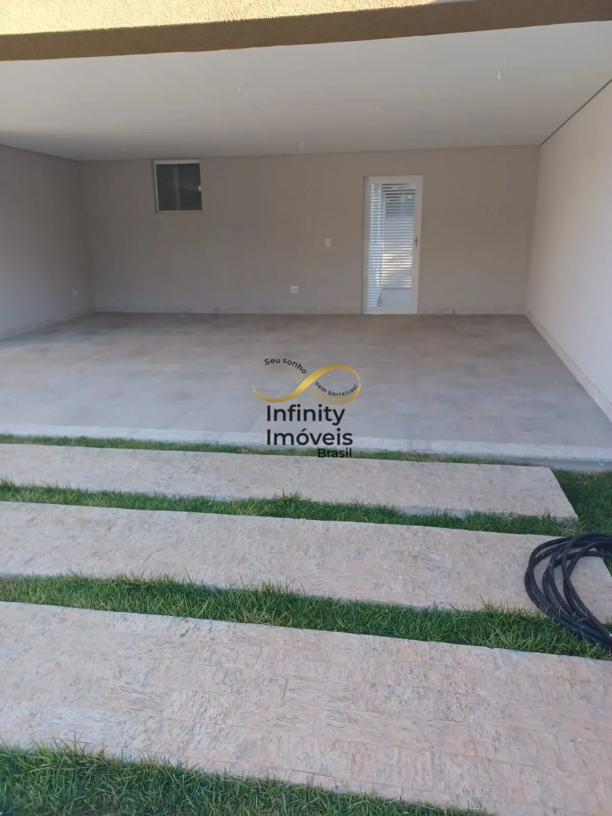 Imagem Casa Alto Padrão em Chácara Cotia, Contagem/MG