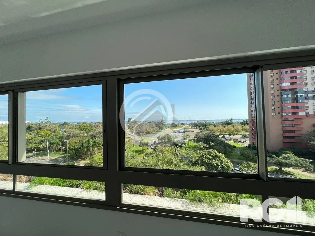 Imagem Apartamento com 143 m² privativos, possui 3 suítes, (sendo 1 máster), living, cozinha, dependênc...