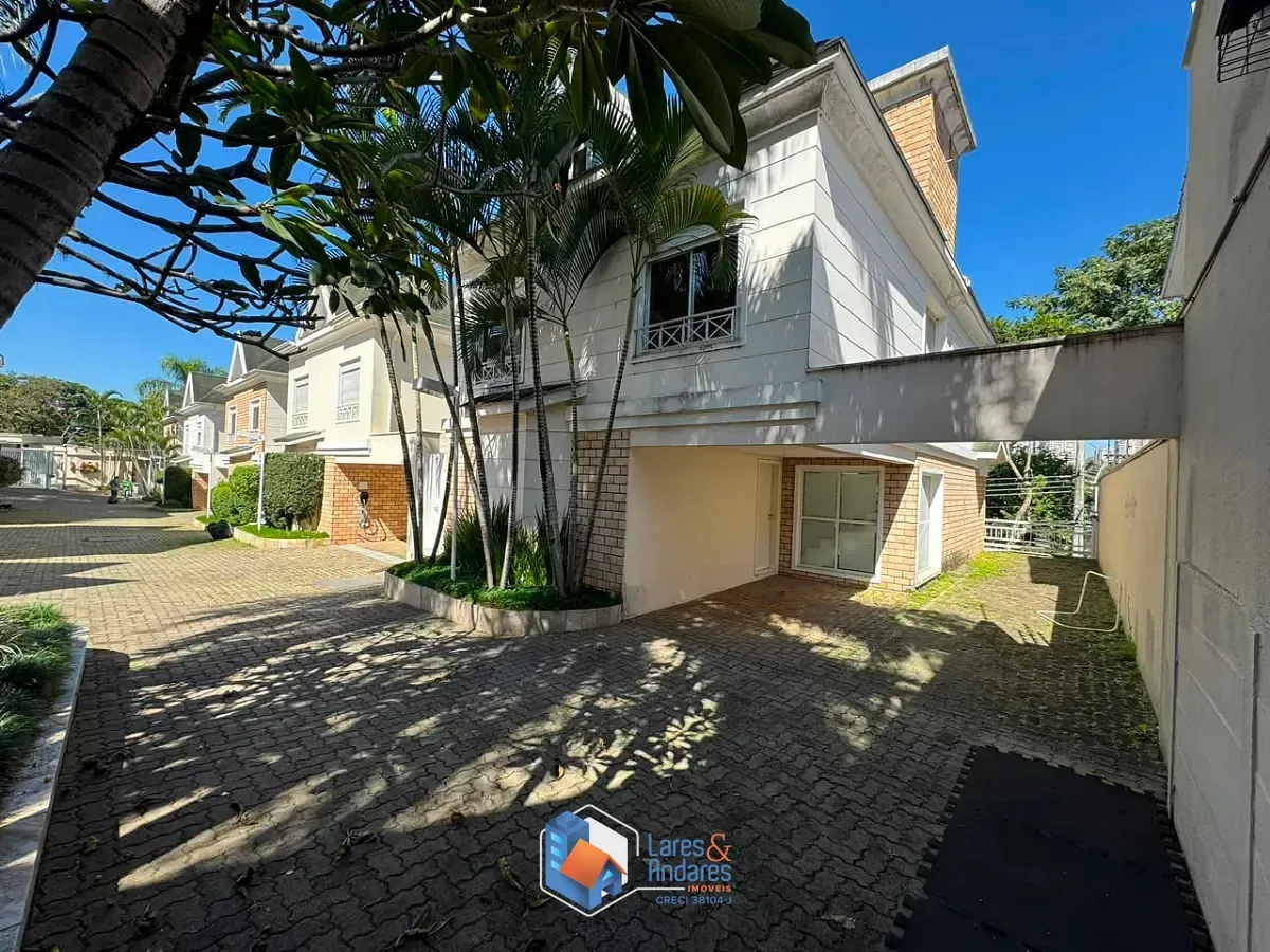 Imagem Casa para venda em Jardim Petrópolis com 3 quartos, sendo 1 suíte, 250m²
