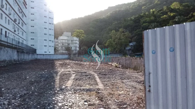 Imagem Terreno Plano à Venda no Guarujá/SP.