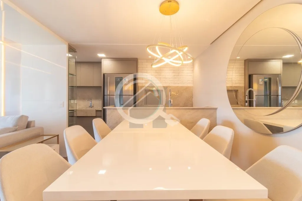 Imagem Apartamento mobiliado, 99 m² de area privativa, sacada integrada, finamente decorado com uma vista ...