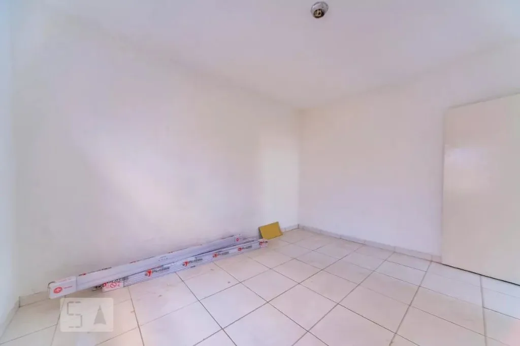 Imagem Casa para locação na Vila Bela Vista: 1 quarto, 1 banheiro, 1 vaga de garagem - Santo André-SP