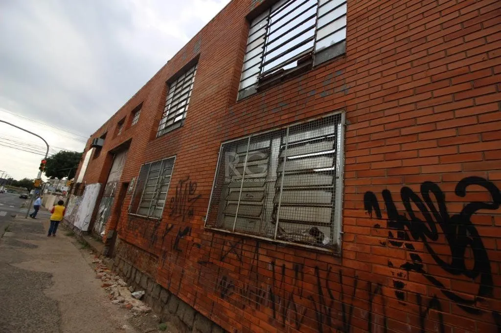 Imagem Pavilhão, 1.040 m² Para comprar Por R$ 3.500.000,00 - Navegantes - Porto Alegre/RS