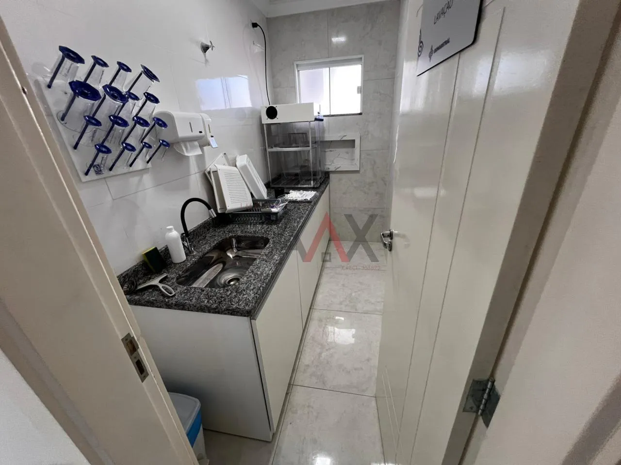 Imagem Casa Comercial disponível para locação na Vila Romana  Ideal para Clínicas e Consultórios