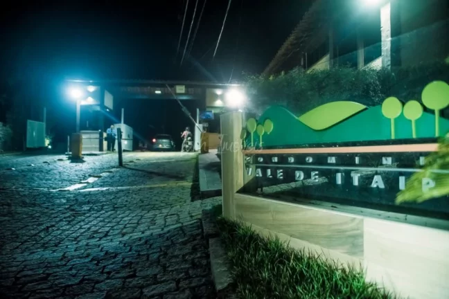 Imagem Oportunidade exclusiva no Condomínio Vale de Itaipu