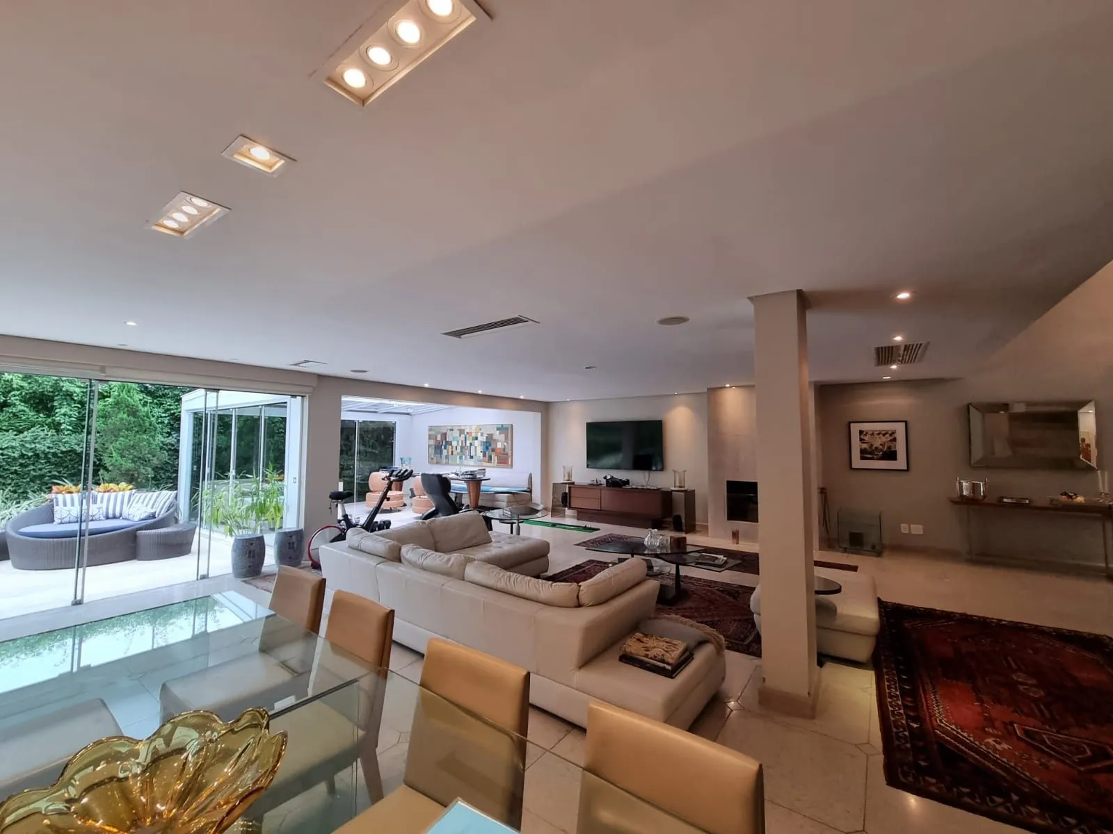 Imagem Casa em condomínio 515,73m2, 04 suítes no Bairro Boa Vista