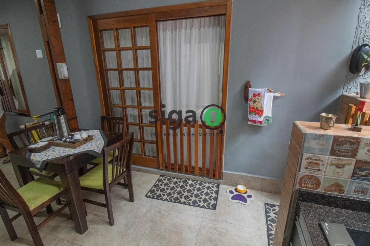 Imagem Casa Sobrado com 3 suítes, 225m² - 2 vaga garagem, Santo Amato - São Paulo/SP