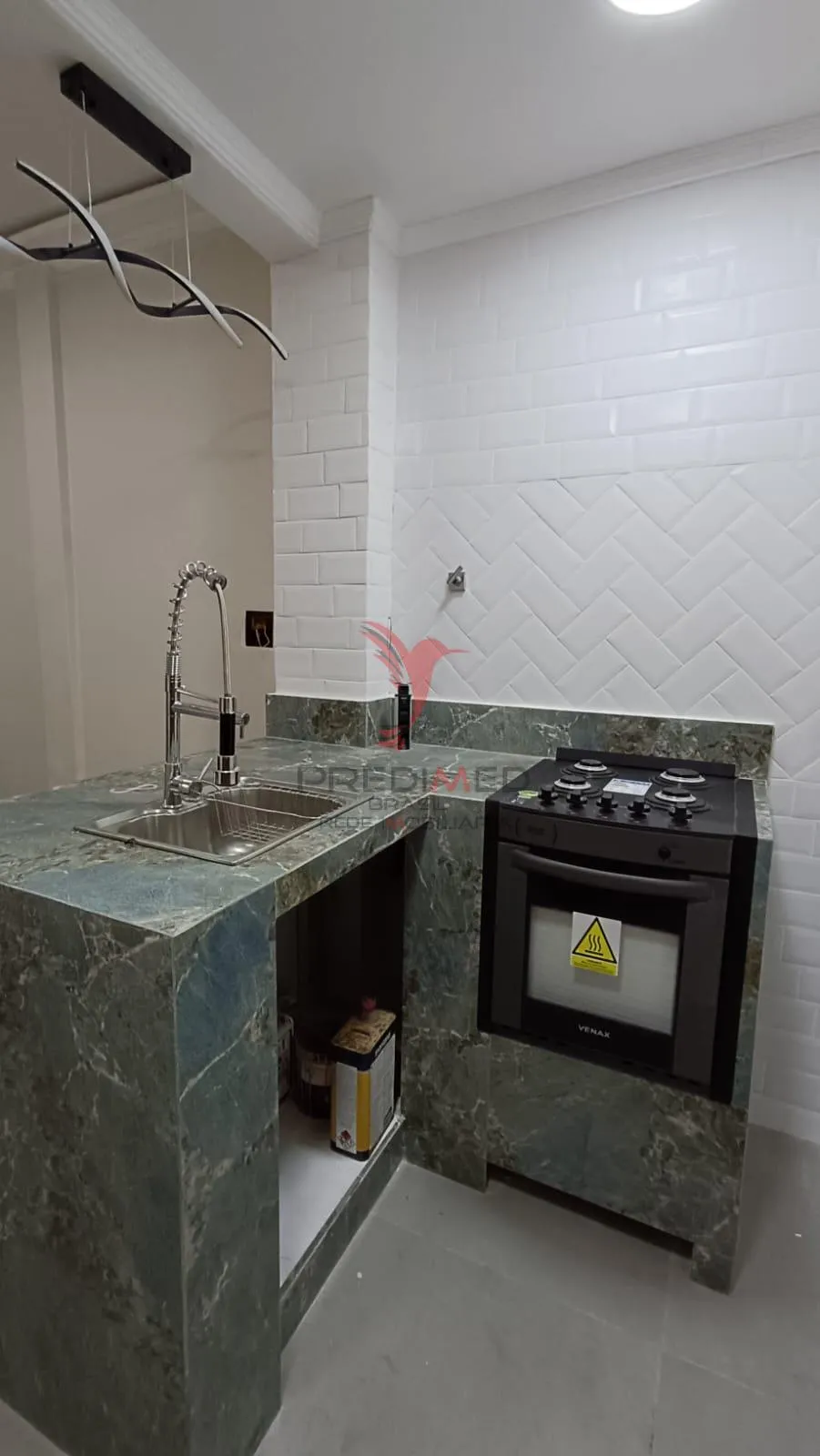 Imagem Apartamento todo reformado com 1 Dormitório com suite a 100 m da Praia