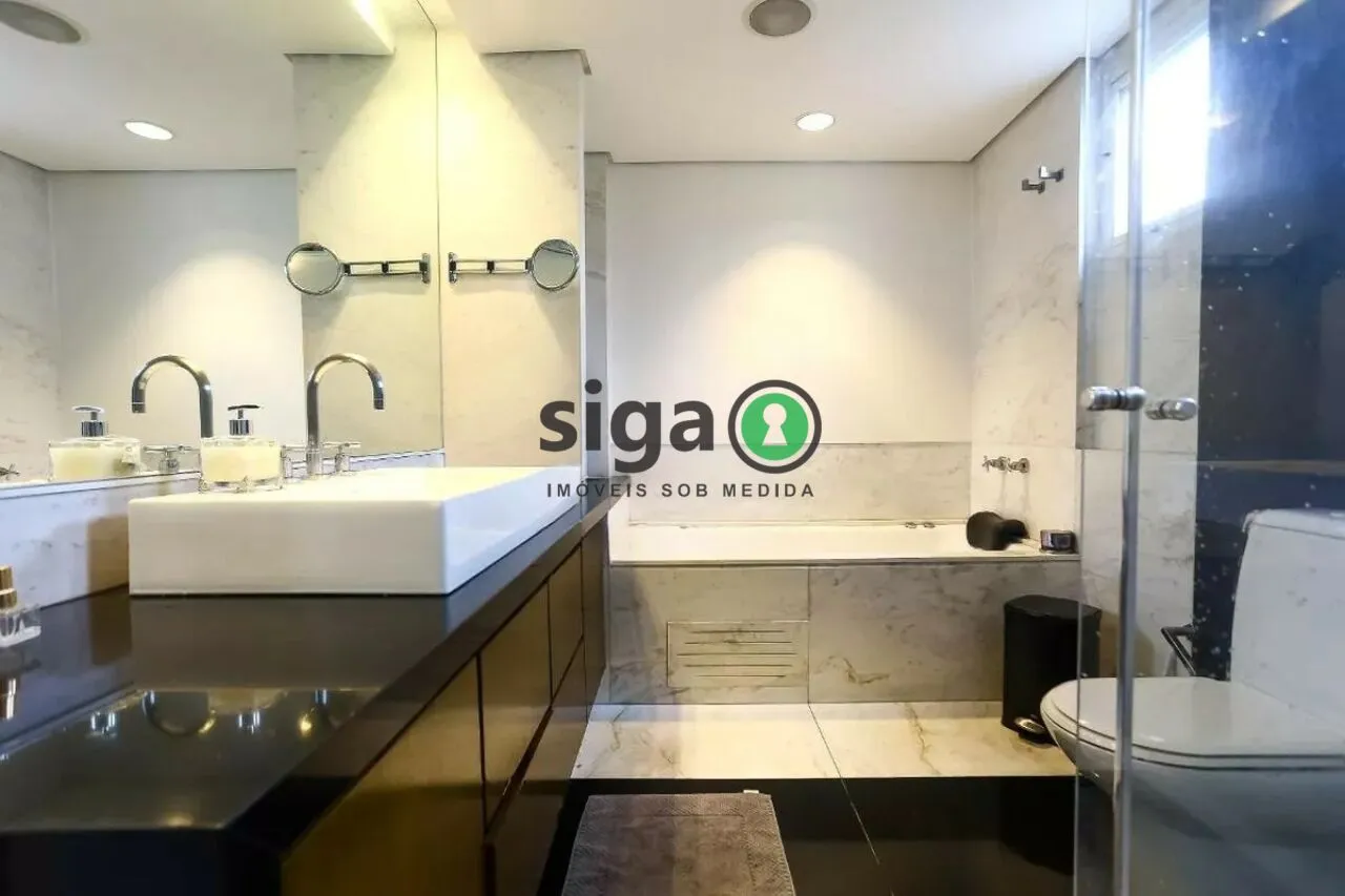 Imagem APARTAMENTO MOBILIADO PARA VENDA NO PANAMBY, TORRE UNICA, TRÊS VAGAS!