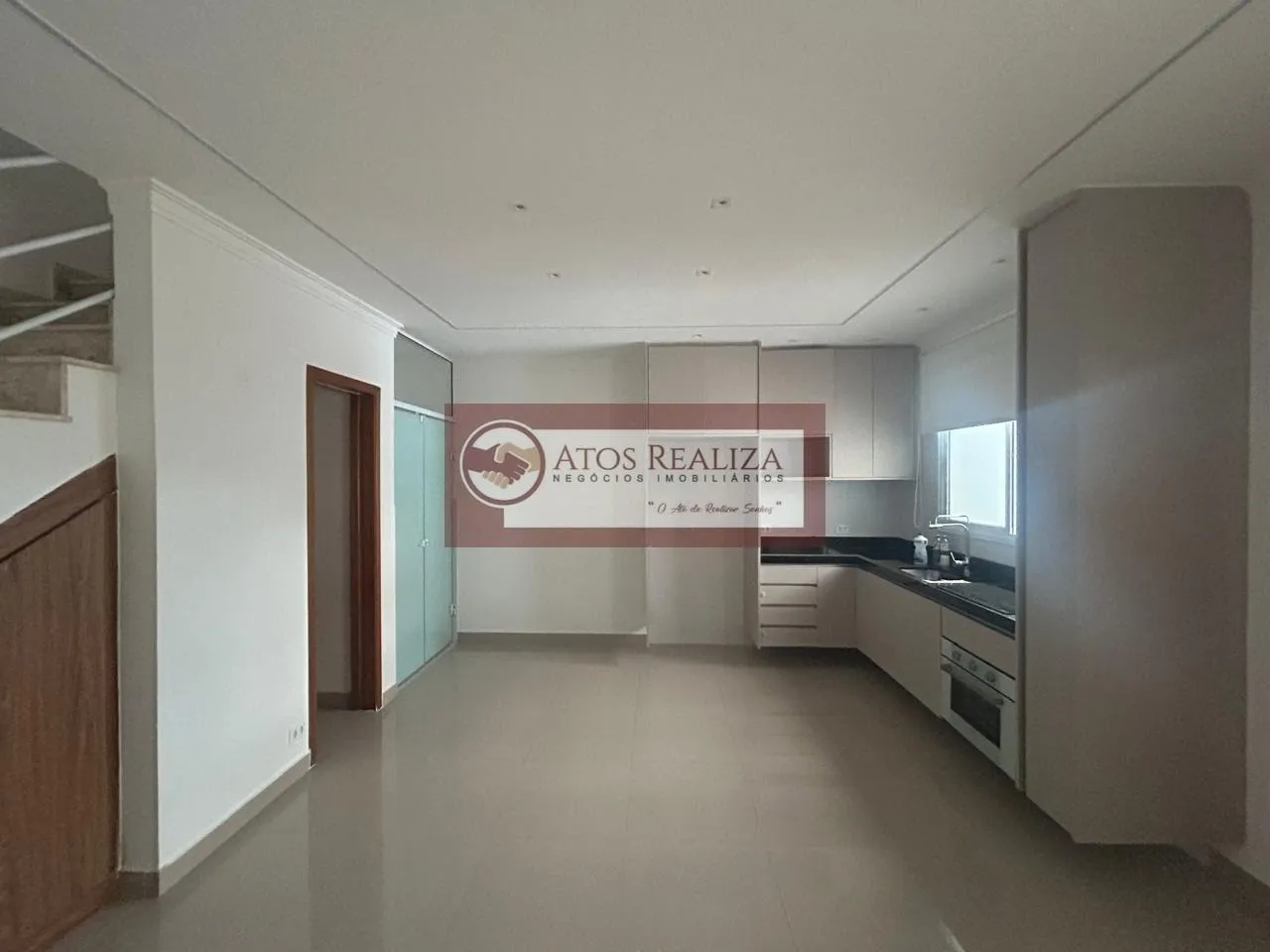 Imagem Sobrado à Venda no Jardim Santa Cruz, SP, 2 Suítes, 70m²