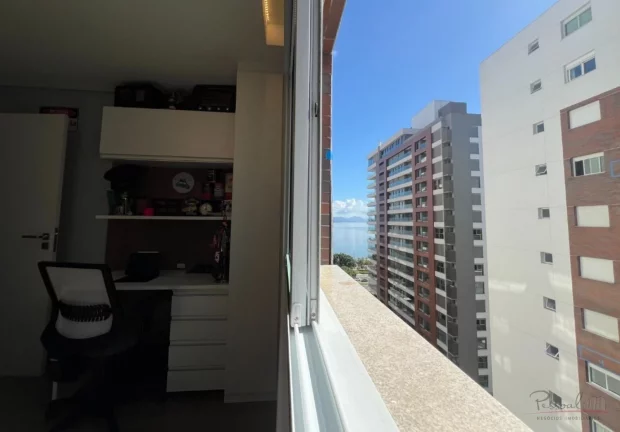 Imagem Apartamento 2 suítes à venda na Agronômica, Florianópolis. Apartamento amplo, iluminado, climati...
