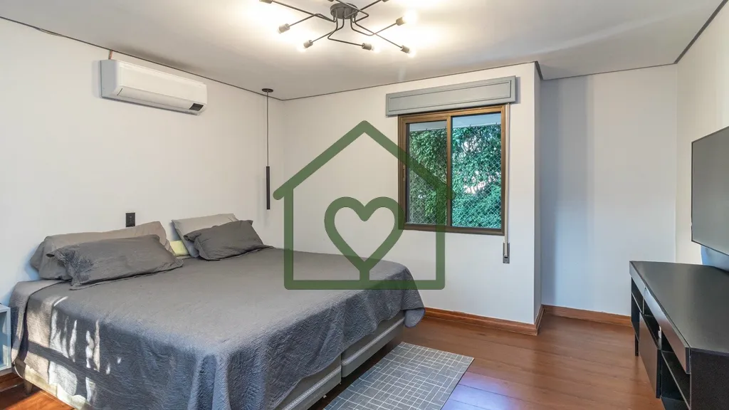 Imagem Apartamento com 259 m² privativos a 100 metros do Parcão!!! 
 
3 dormitórios sendo 1 suíte, ampl...