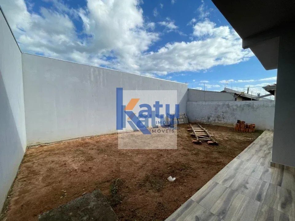 Imagem CASA NOVA À VENDA NO RESIDENCIAL GIRASSOL  ITUPEVA/SP
Casa nova, com excelente projeto arquitetô...