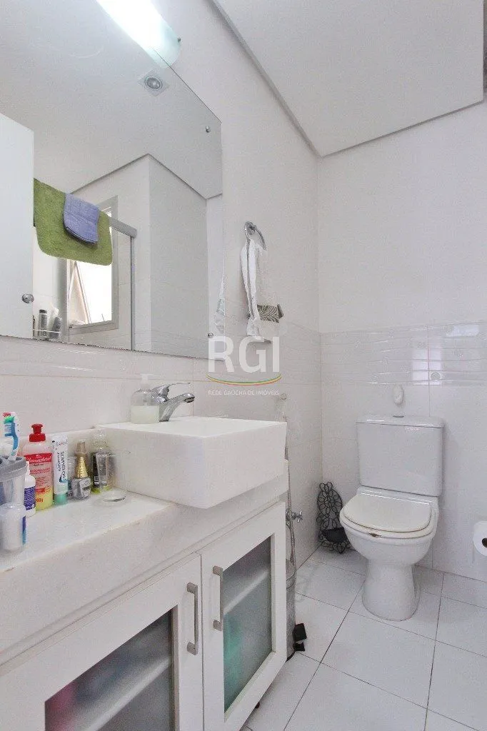 Imagem Cobertura para Venda - 177.81m², 3 dormitórios, sendo 1 suites, 1 vaga - Teresópolis