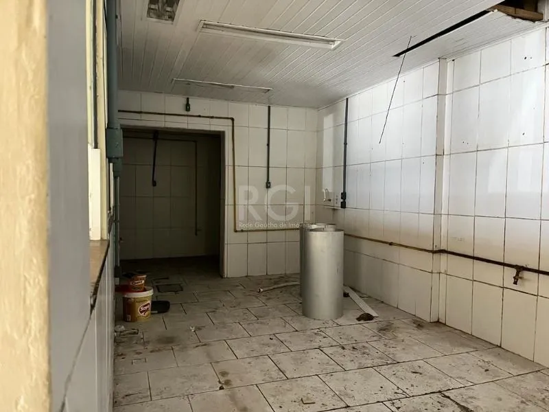 Imagem Casa Comercial em Navegantes