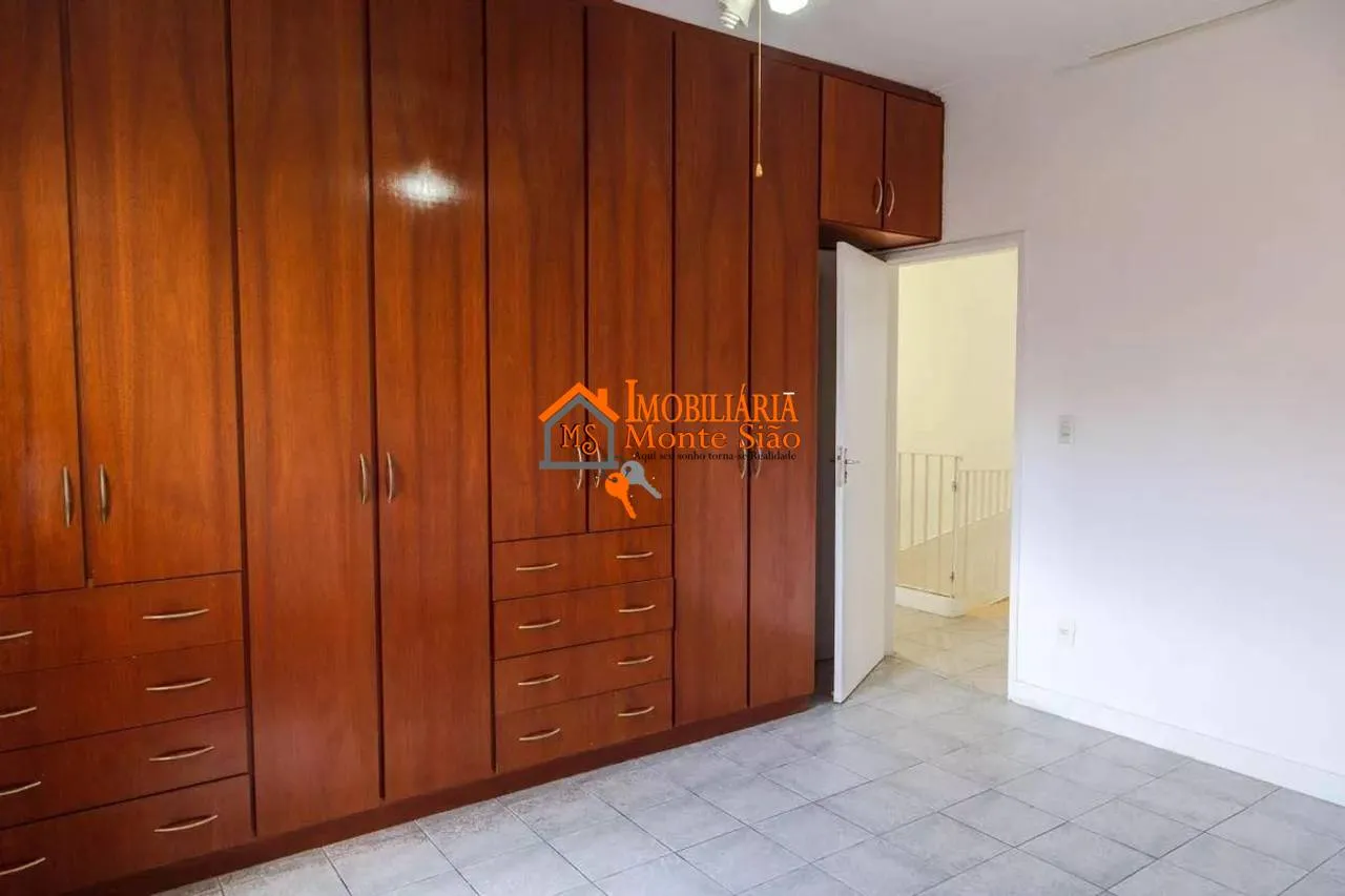 Imagem Casa com 3 dormitórios à venda, 180 m² por R$ 1.200.000,00 - Centro - Guarulhos/SP