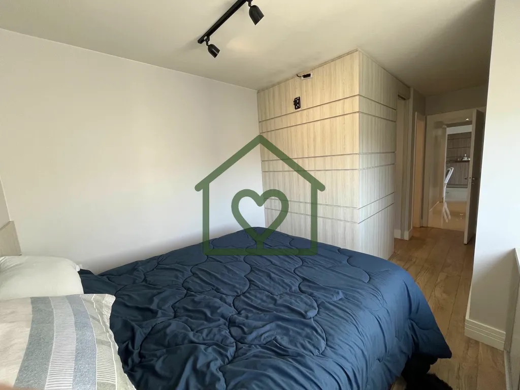 Imagem Apartamento semi mobiliado, originalmente com 3 dormitórios, atualmente transformado em 2, sendo um...
