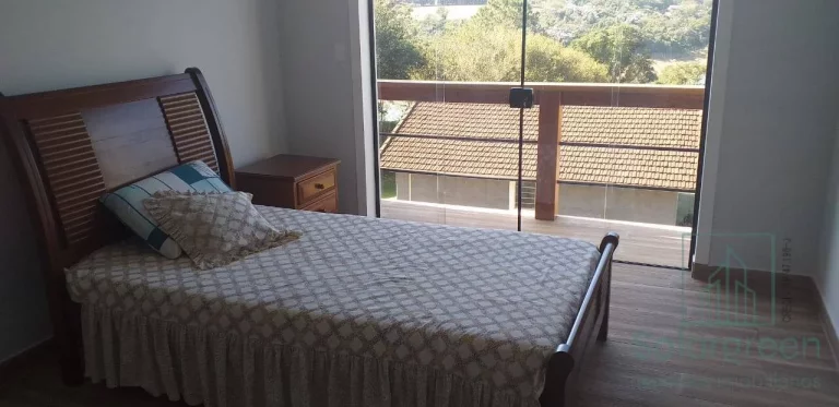 Imagem Chacara de 1500 m² em condomínio fechado. Represa de Piracaia