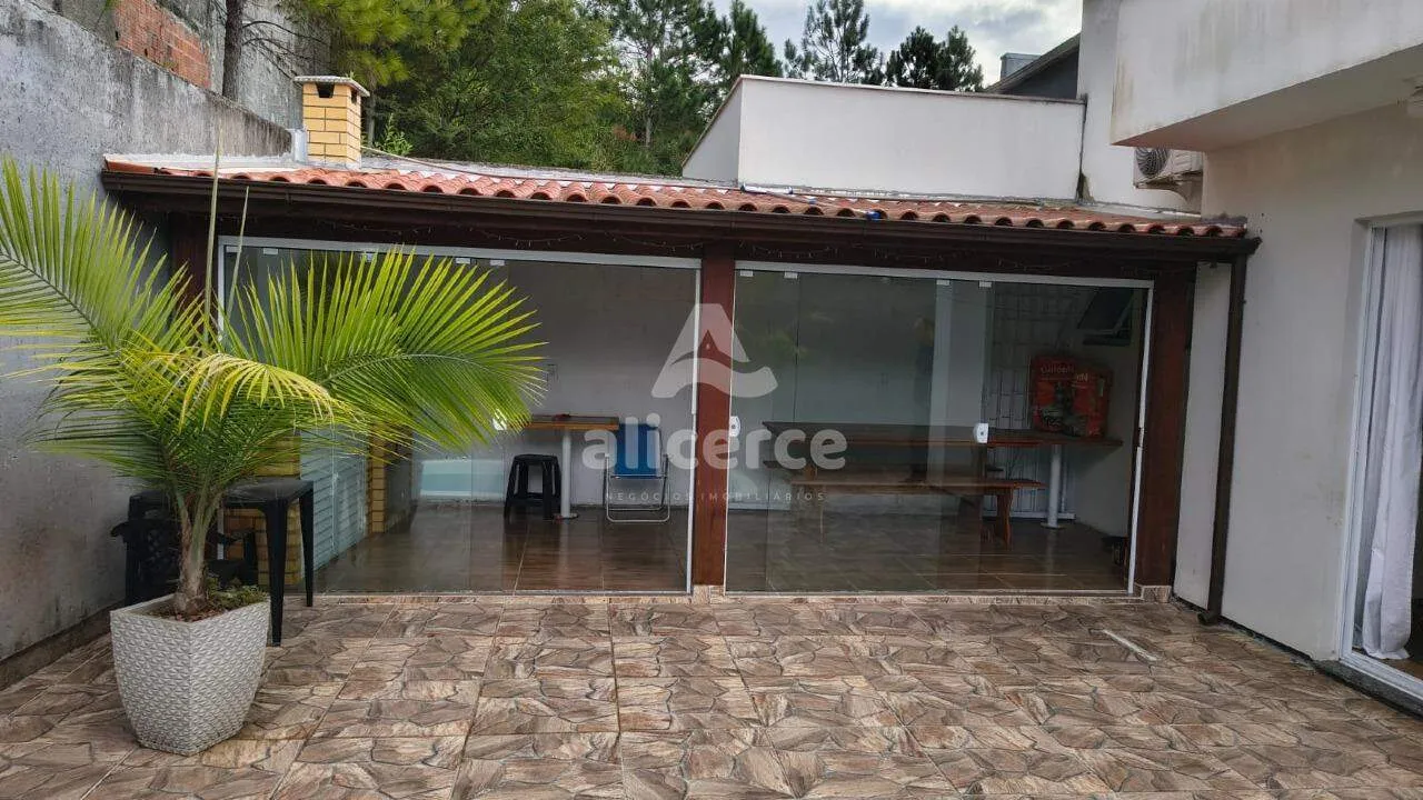 Imagem Sobrado à venda com 3 quartos 1 suíte, 105m² em Potecas São José