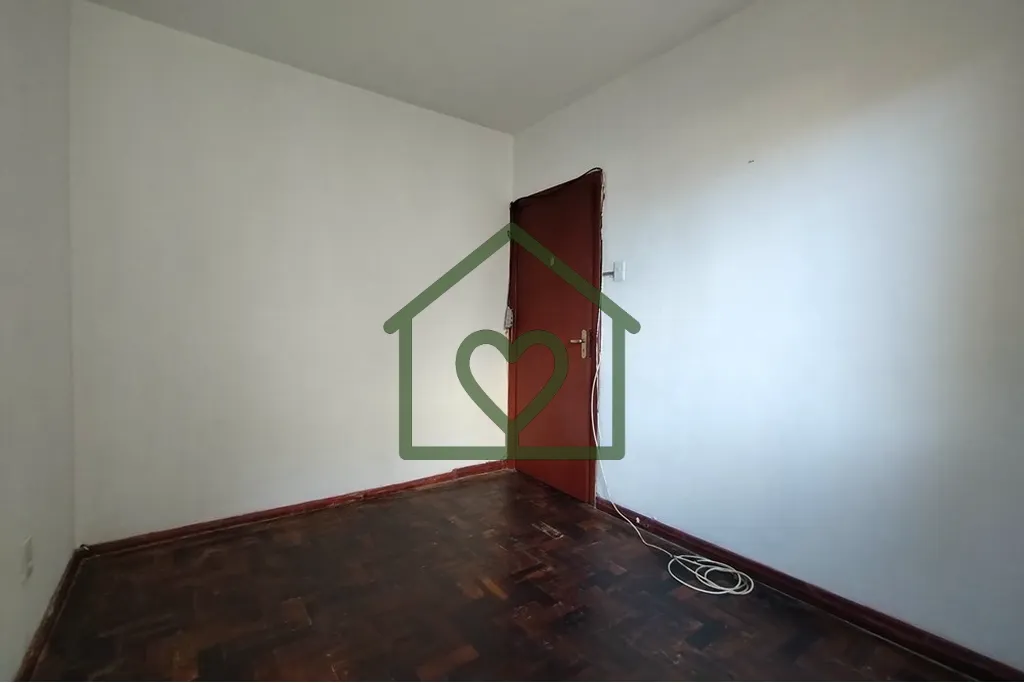 Imagem Apartamento 2 dormitórios, térreo, com 1 vaga rotativa, no Bairro Santo Antônio. Condomínio com:...