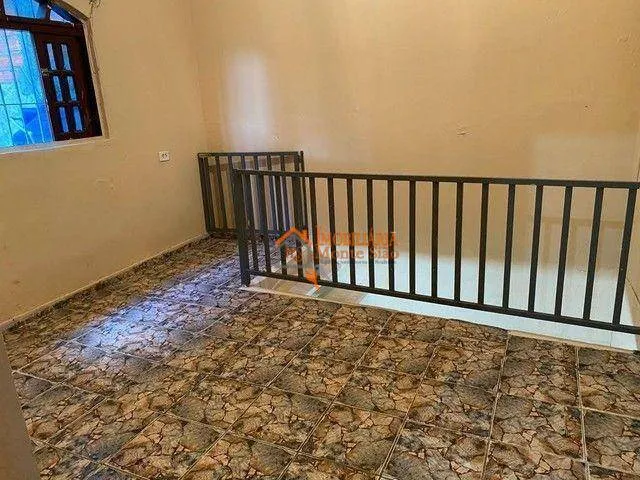 Imagem Casa com 4 dormitórios à venda por R$ 450.000,00 - Jardim IV Centenário - Guarulhos/SP